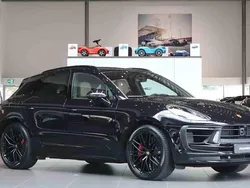 Svart Begagnad 2024 Porsche Macan GTS SUV | 929 000 kr