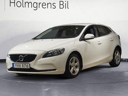 Vit Begagnad 2016 Volvo V40 Kinetic Halvkombi | 164 500 kr (Lite dyr)