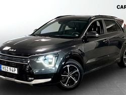 Mörkgrå (grey) Begagnad 2024 Kia Niro Advance SUV | 339 900 kr (Bra pris)