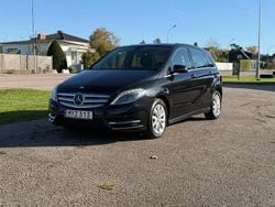 Svart Begagnad 2013 Mercedes B180 Minibuss | 85 700 kr (Bra pris)