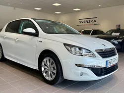 Vit Begagnad 2016 Peugeot 308 Style Halvkombi | 144 900 kr (Marknadspris)