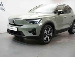 Grön Begagnad 2023 Volvo XC40 Single Motor SUV | 359 900 kr