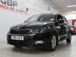 Svart Begagnad 2018 Skoda Fabia Style Halvkombi | 129 000 kr (Marknadspris)