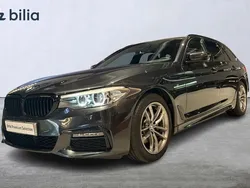 Grå Begagnad 2020 BMW 520 M Sport Kombi | 369 000 kr (Marknadspris)
