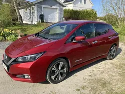 Röd Begagnad 2018 Nissan Leaf Halvkombi | 119 900 kr