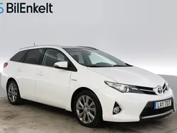 Vit Begagnad 2014 Toyota Auris Touring Sports Edition Kombi | 149 900 kr (Marknadspris)