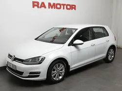 Vit Begagnad 2013 VW Golf VII Halvkombi | 128 800 kr (Marknadspris)