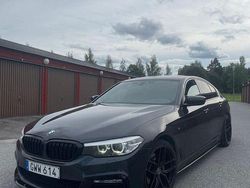 Grå Begagnad 2017 BMW 520 M Sport Sedan | 289 000 kr (Dyr)