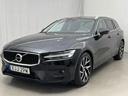 Svart Begagnad 2020 Volvo V60 SE Kombi | 254 800 kr (Bra pris)