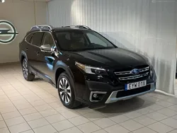 Svart Begagnad 2024 Subaru Outback SUV | 469 900 kr (Lite dyr)