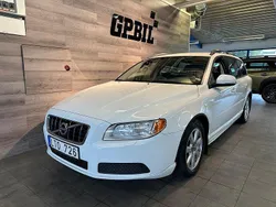 Vit Begagnad 2011 Volvo V70 Kombi | 59 000 kr (Marknadspris)