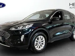 Svart (black) Begagnad 2022 Ford Kuga Titanium SUV | 259 900 kr (Bra pris)