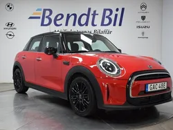 Röd Begagnad 2022 Mini Cooper Halvkombi | 249 500 kr (Marknadspris)