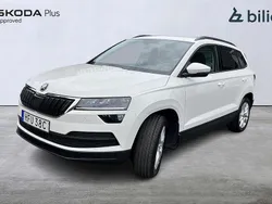 Vit Begagnad 2019 Skoda Karoq SUV | 189 900 kr (Superpris)