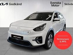 Vit Begagnad 2022 Kia e-Niro Advance SUV | 279 200 kr (Lite dyr)