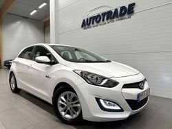 Vit Begagnad 2013 Hyundai i30 Halvkombi | 89 900 kr (Marknadspris)