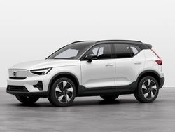 Vit Begagnad 2024 Volvo XC40 Plus SUV | 479 900 kr (Dyr)