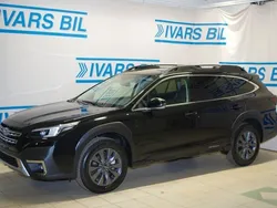 Svart (svart metallic) Ny 2024 Subaru Outback SUV | 471 800 kr
