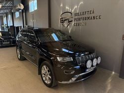 Svart Begagnad 2015 Jeep Grand Cherokee Summit SUV | 199 900 kr (Marknadspris)