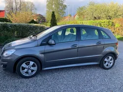 Silver Begagnad 2010 Mercedes 180 Sedan | 85 000 kr (Marknadspris)