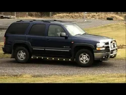 Blå Begagnad 2003 Chevrolet Tahoe SUV | 32 500 kr