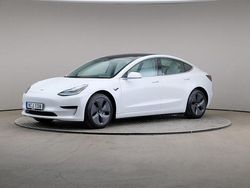 Vit Begagnad 2020 Tesla Model 3 Standard Range Plus Sedan | 269 000 kr (Marknadspris)