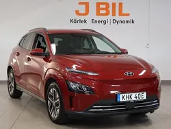Röd Begagnad 2021 Hyundai Kona Essential SUV | 209 900 kr (Marknadspris)