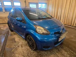 Blå Begagnad 2010 Toyota Aygo Halvkombi | 39 900 kr (Marknadspris)