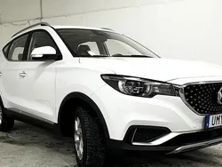Vit Begagnad 2021 MG ZS Sedan | 149 000 kr (Superpris)
