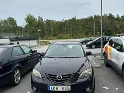 Svart Begagnad 2006 Mazda 3 Inclusive Halvkombi | 16 000 kr
