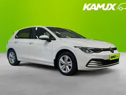 Vit Begagnad 2021 VW Golf VIII Halvkombi | 259 900 kr (Marknadspris)