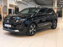 Svart (svart metallic) Begagnad 2024 Peugeot 3008 GT SUV | 284 900 kr (Marknadspris)