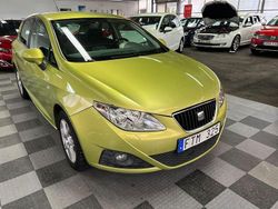 Ljusgrön Begagnad 2009 Seat Ibiza Style Halvkombi | 39 000 kr (Marknadspris)