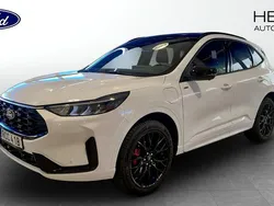 Vit (white) Ny 2025 Ford Kuga ST-Line X SUV | 494 000 kr