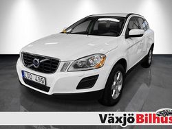 Vit Begagnad 2010 Volvo XC60 Momentum SUV | 99 900 kr (Dyr)