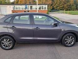 Grå Begagnad 2016 Suzuki Baleno Exclusive Halvkombi | 94 900 kr
