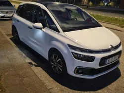 Vit Begagnad 2017 Citroën C4 Picasso Minibuss | 119 000 kr (Marknadspris)