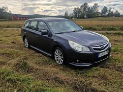 Grå Begagnad 2011 Subaru Legacy Kombi | 44 000 kr (Superpris)