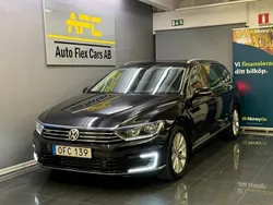 Svart Begagnad 2016 VW Passat GTE Kombi | 149 900 kr (Marknadspris)