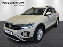 Grå (ascot grey) Begagnad 2022 VW T-Roc Life SUV | 209 900 kr (Marknadspris)