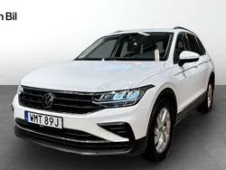 Vit (pure white) Begagnad 2022 VW Tiguan SUV | 309 900 kr (Marknadspris)