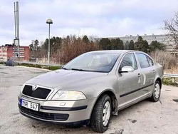 Brun Begagnad 2008 Skoda Octavia Halvkombi | 26 000 kr