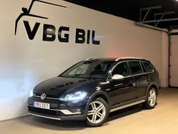 Svart Begagnad 2017 VW Golf Alltrack Kombi | 194 900 kr (Marknadspris)
