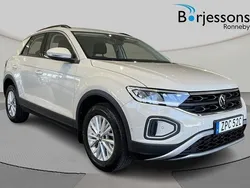 Grå Begagnad 2022 VW T-Roc SUV | 249 000 kr (Marknadspris)