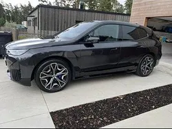 Grå Begagnad 2023 BMW iX Comfort Edition SUV | 699 000 kr (Marknadspris)