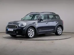 Grå Begagnad 2019 Mini Countryman Essential SUV | 259 000 kr (Bra pris)
