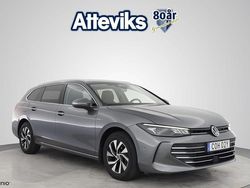 Mörkgrå Begagnad 2024 VW Passat Business Kombi | 338 900 kr (Dyr)