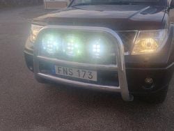 Svart Begagnad 2007 Nissan Navara Pickup | 95 000 kr (Lite dyr)