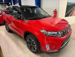Röd Ny 2024 Suzuki Vitara SUV | 327 800 kr (Marknadspris)