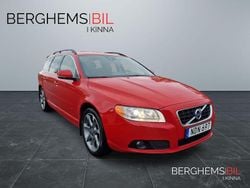 Röd Begagnad 2013 Volvo V70 Momentum Kombi | 74 900 kr (Marknadspris)